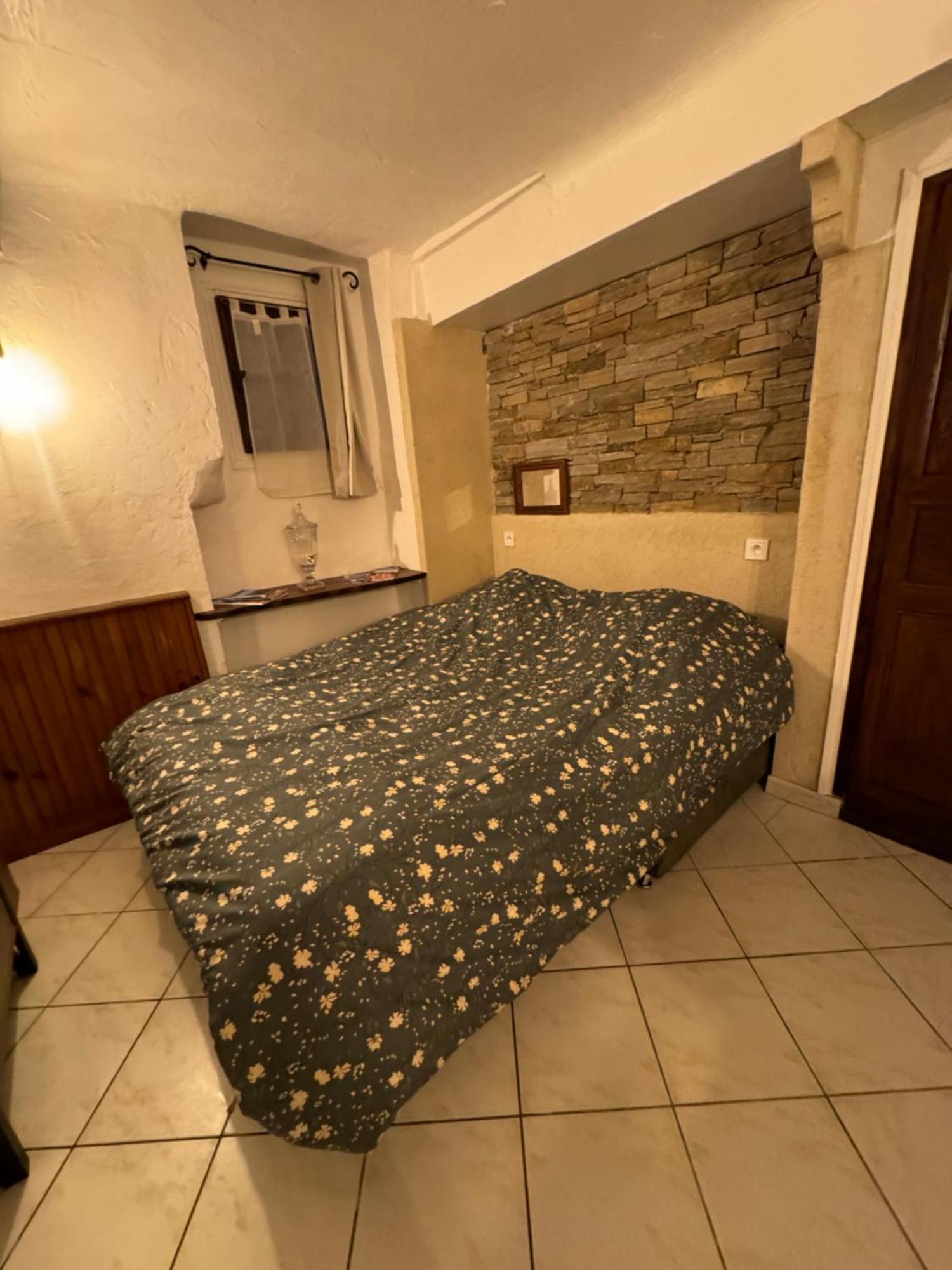Chez Kay Apartment Roquebrune-sur Argens Luaran gambar