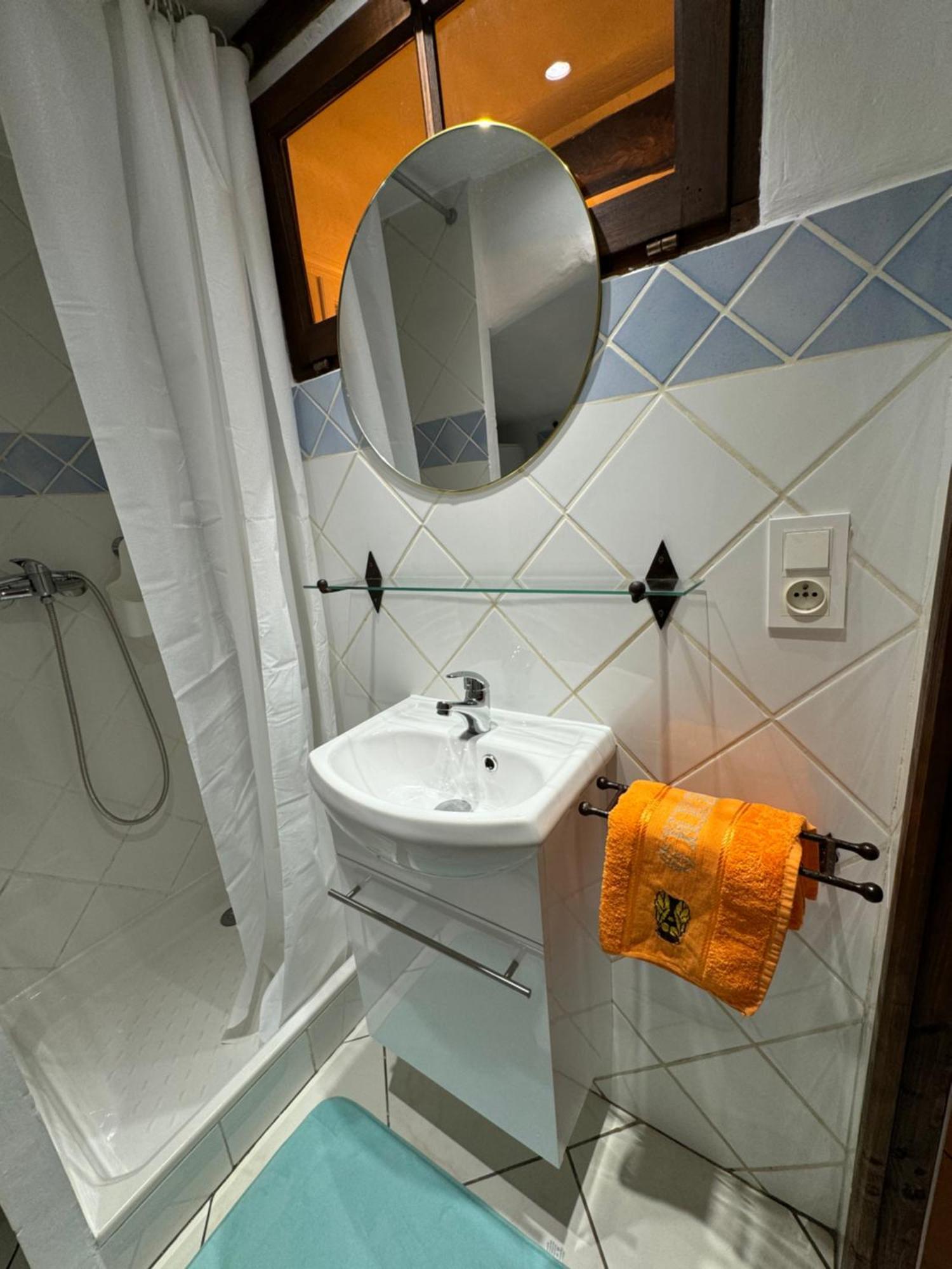 Chez Kay Apartment Roquebrune-sur Argens Luaran gambar