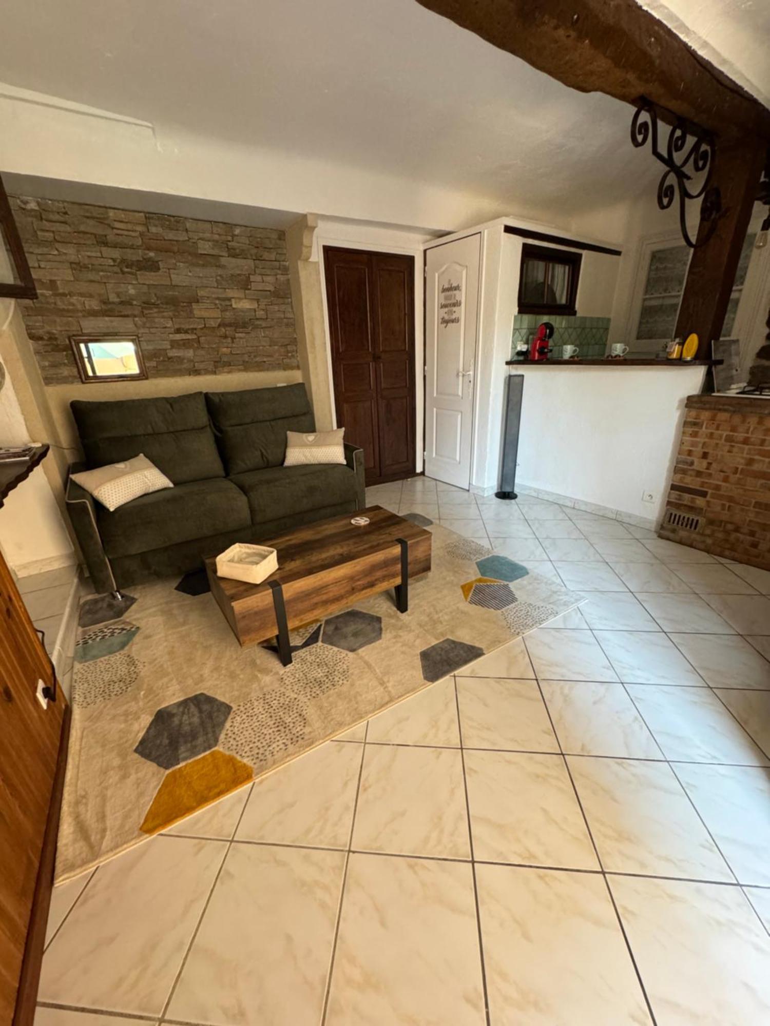 Chez Kay Apartment Roquebrune-sur Argens Luaran gambar